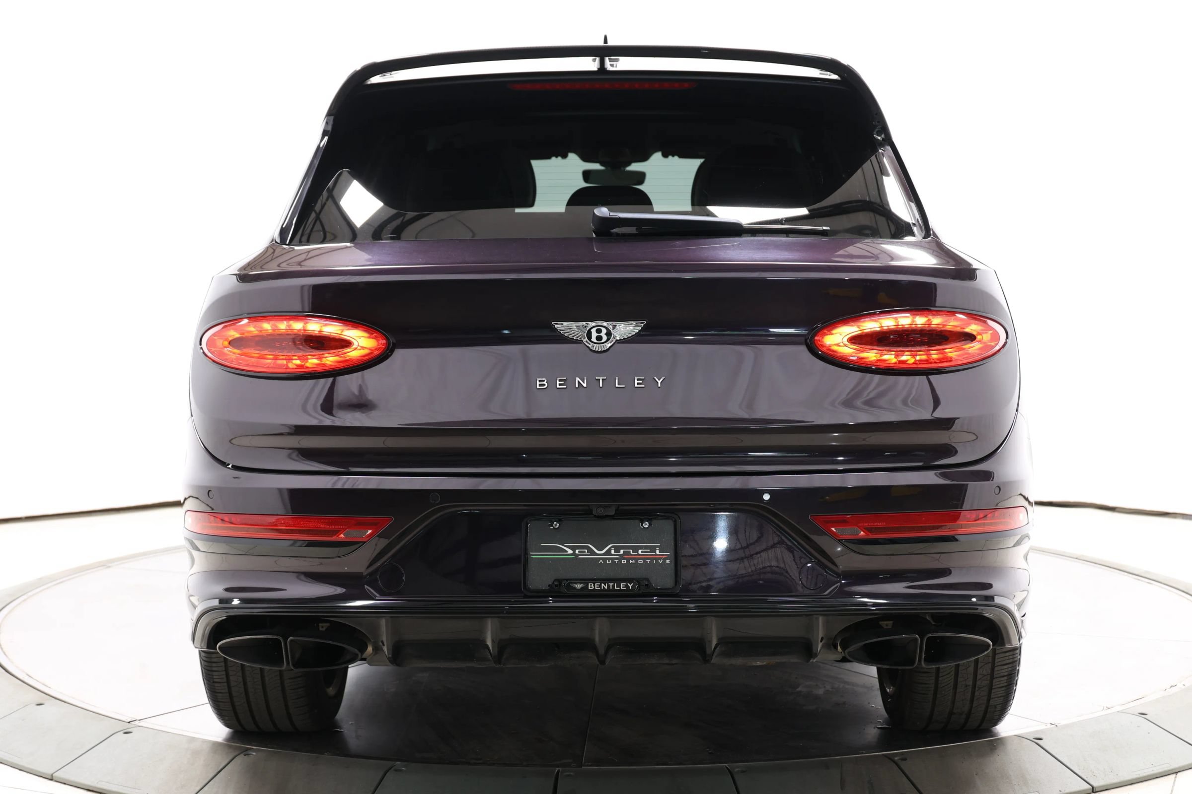 Used 2023 Bentley Bentayga Extended Wheelbase AWD/4WD image 84