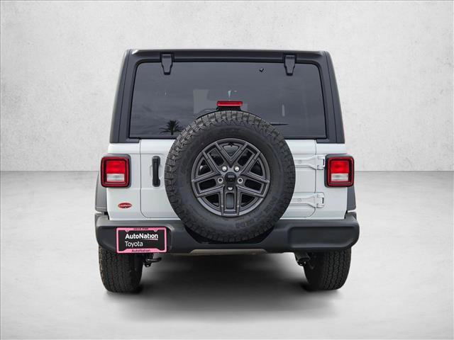 Used 2026 Jeep Wrangler Unlimited Sport AWD/4WD image 6