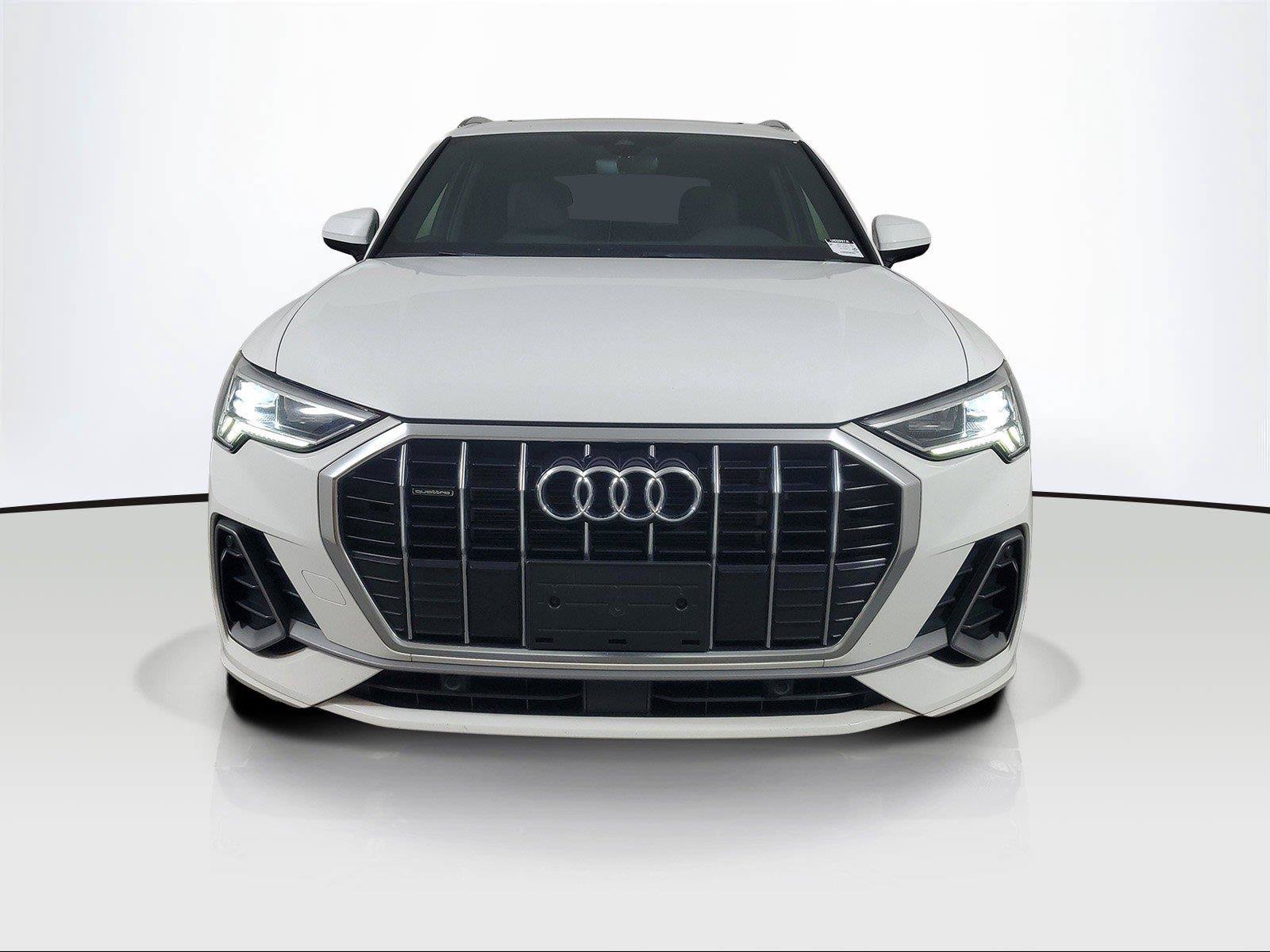 Used 2023 Audi Q3 2.0T Premium AWD/4WD image 2