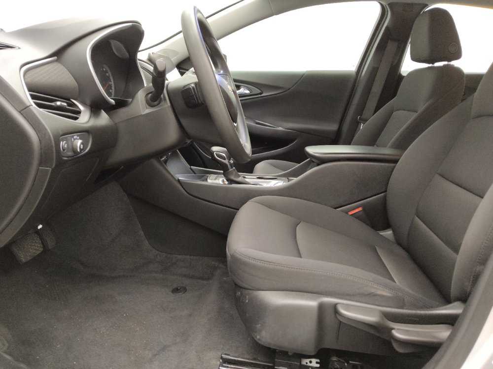 Used 2021 Chevrolet Malibu LS FWD image 17
