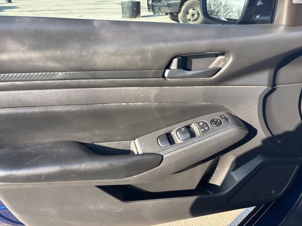 Used 2024 Nissan Altima 2.5 S image 19