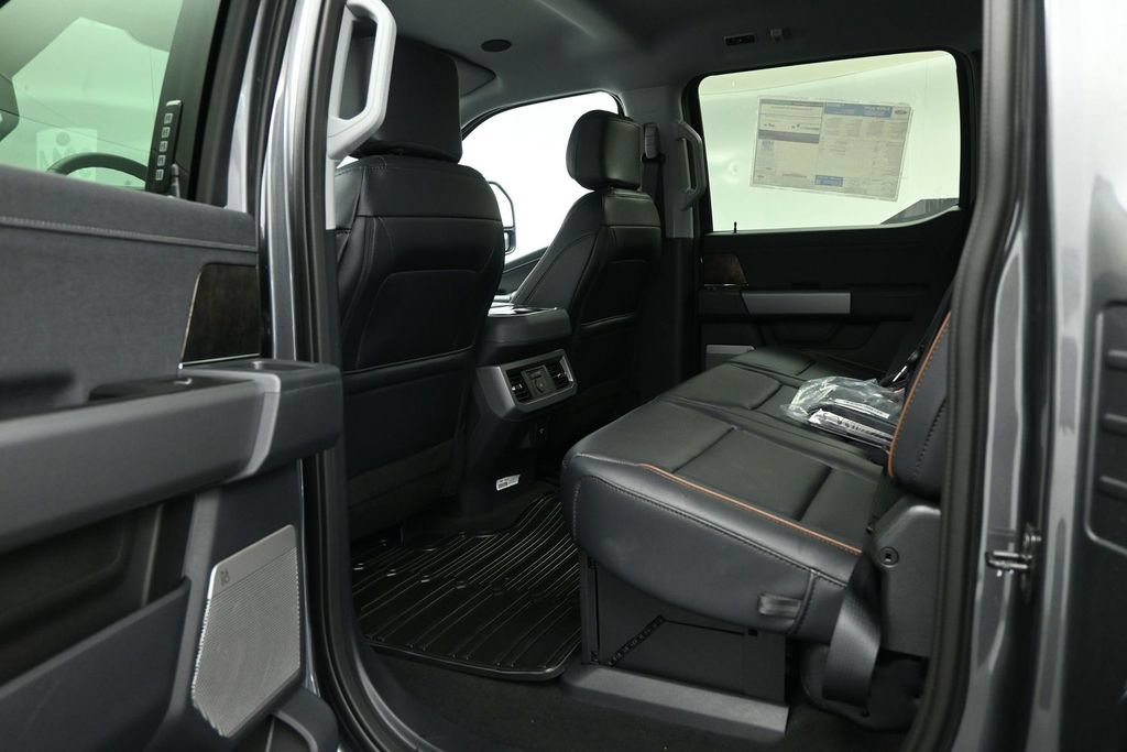New 2026 Ford F250 Lariat w/ Black Appearance Package AWD/4WD image 19