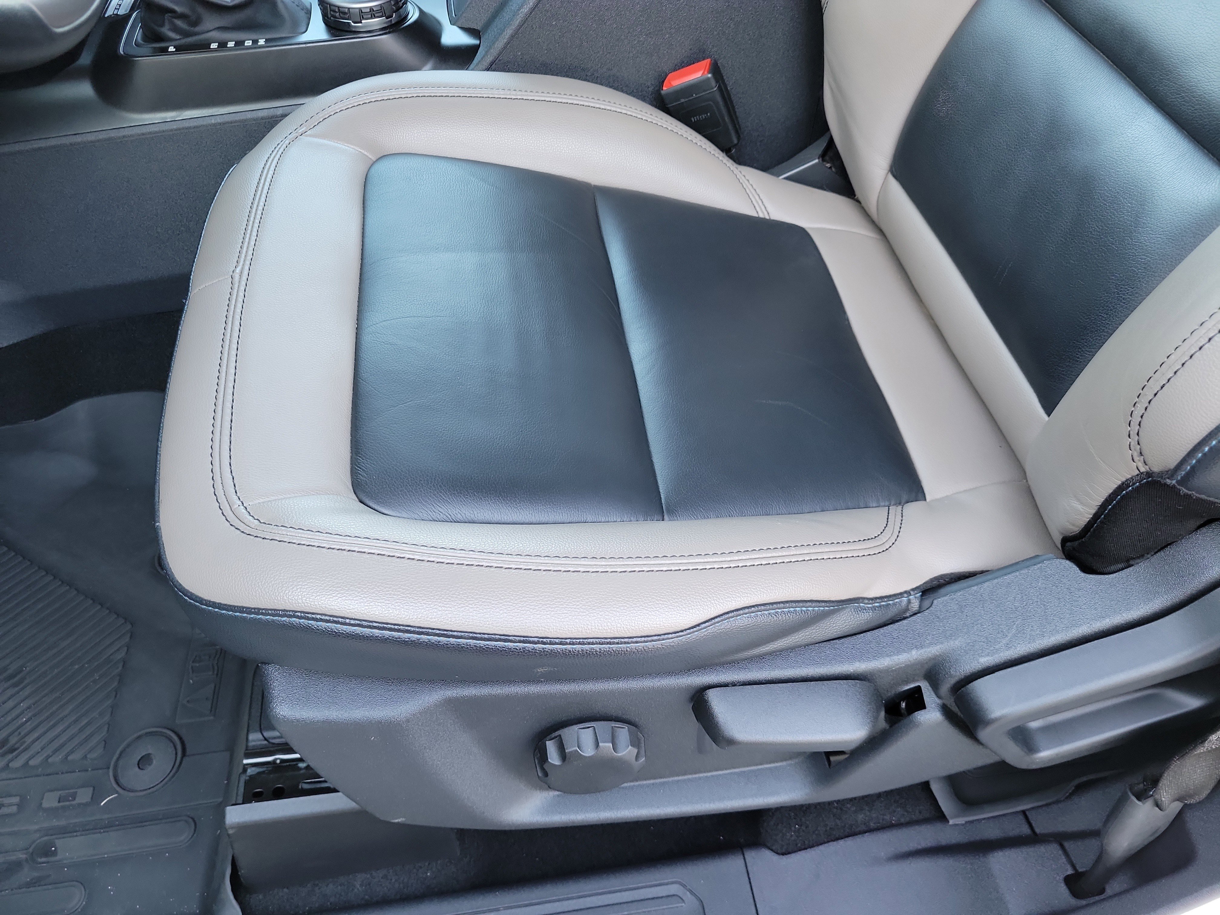 Used 2023 Ford Bronco Wildtrak image 10