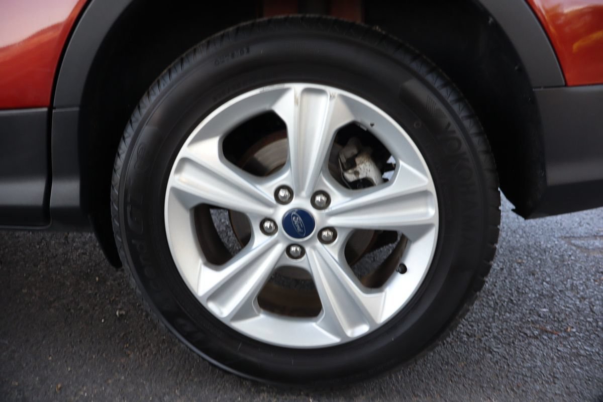 Used 2016 Ford Escape SE FWD image 41