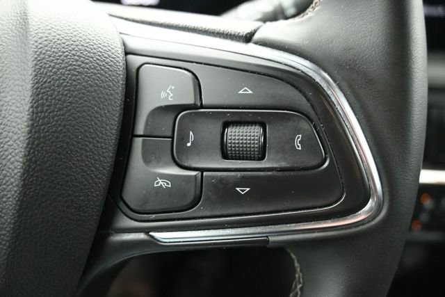 Used 2025 Buick Encore GX Preferred AWD/4WD image 17