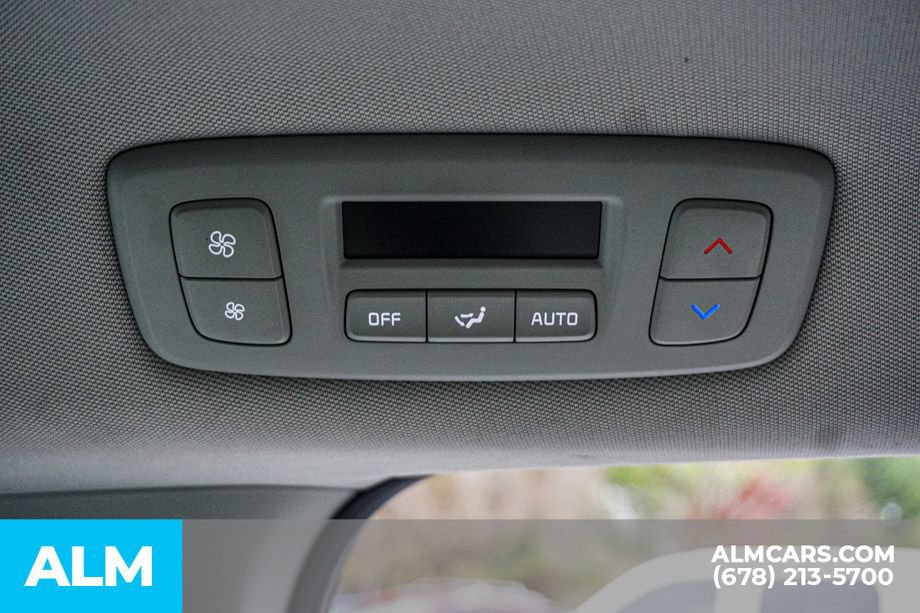 Used 2025 Kia Carnival SX Prestige image 38