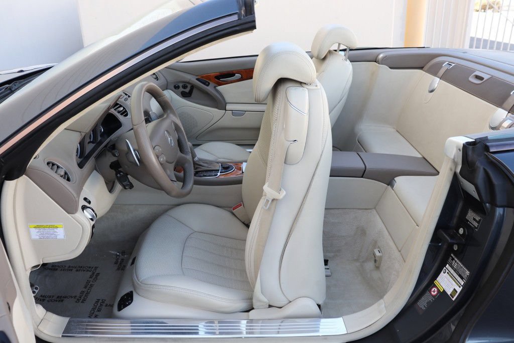 Used 2008 Mercedes-Benz SL 55 AMG image 28