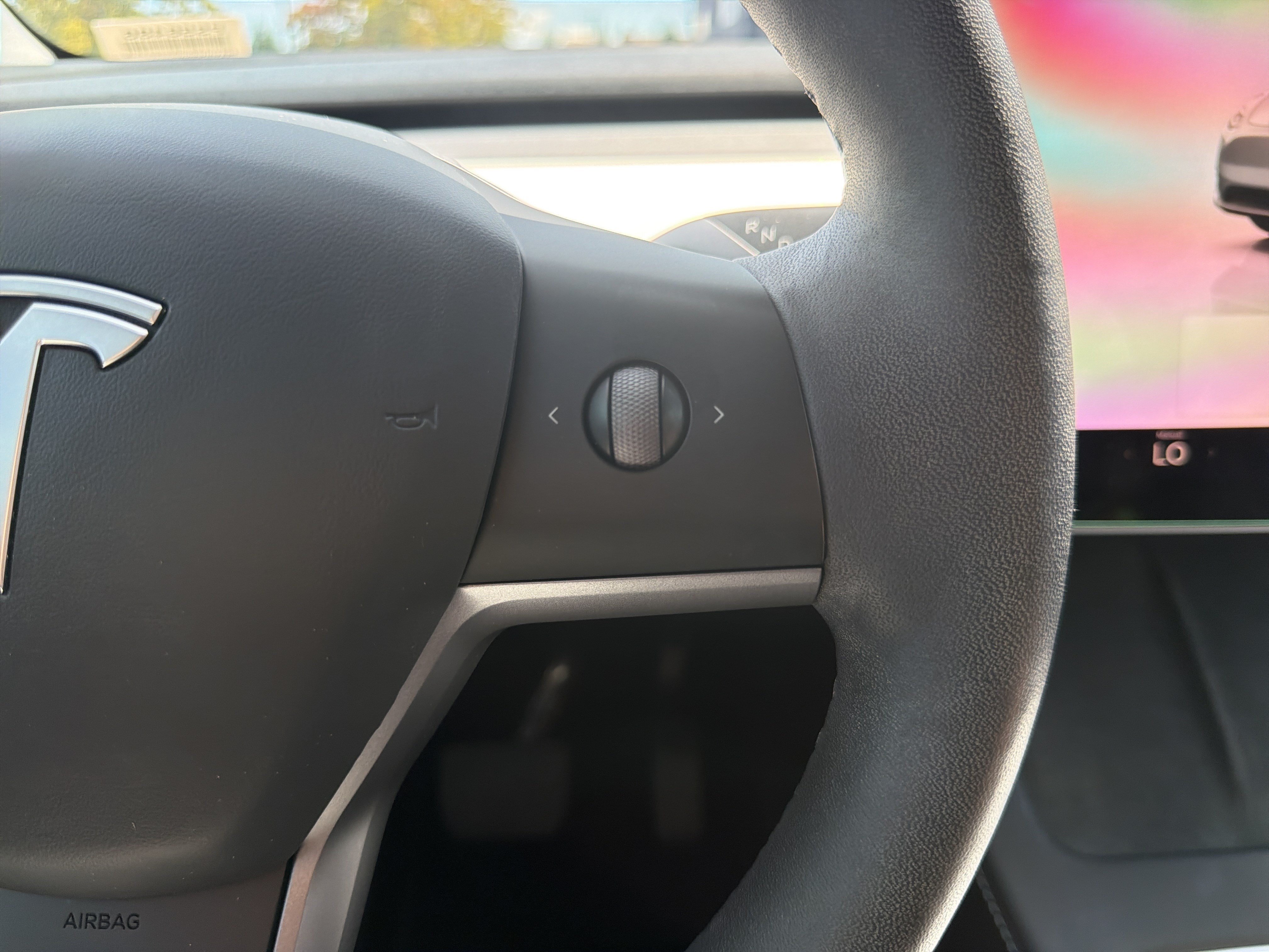 Used 2023 Tesla Model Y AWD image 28