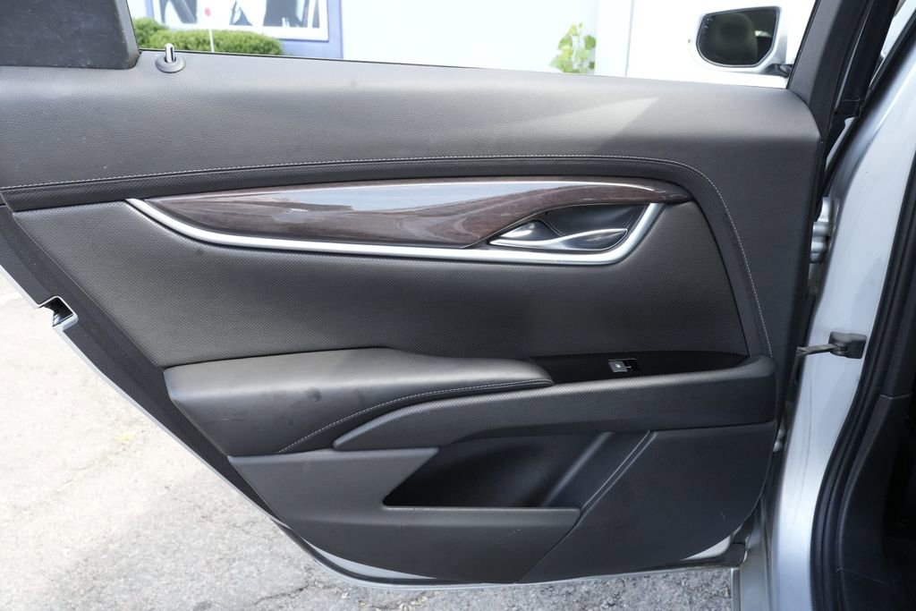 Used 2014 Cadillac XTS Premium AWD/4WD image 28