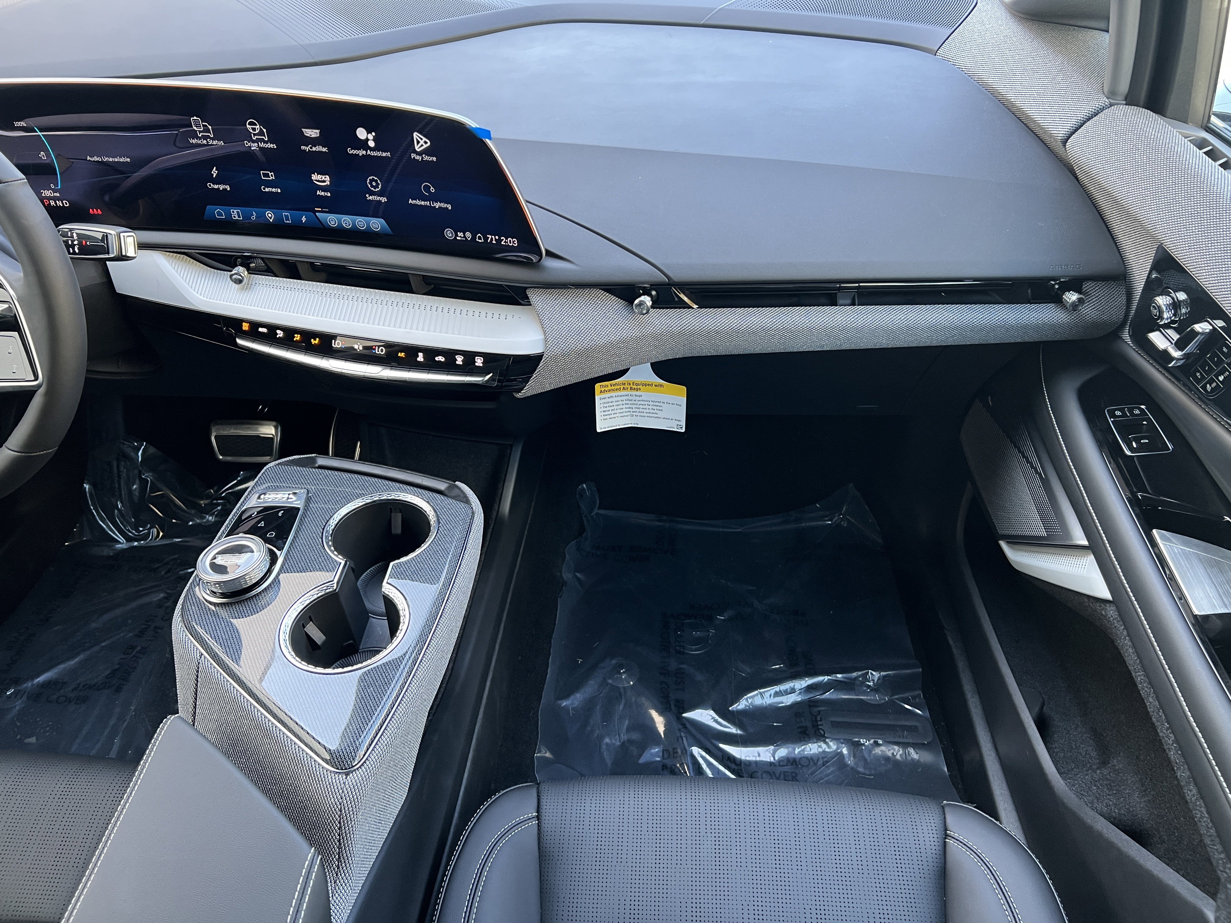 New 2025 Cadillac Optiq Sport 2 image 35