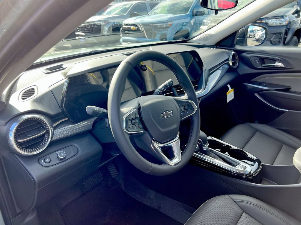 New 2026 Chevrolet Trax ACTIV w/ Sunroof Package FWD image 10