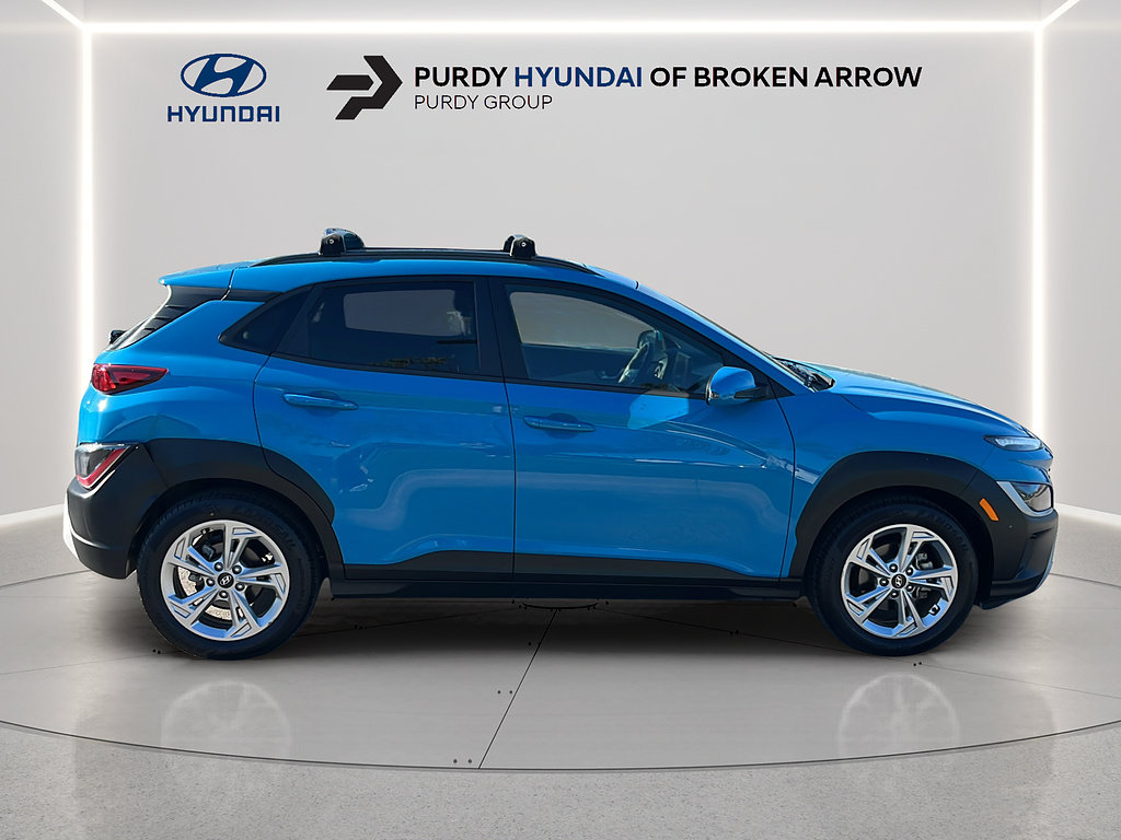 Certified 2022 Hyundai Kona SEL w/ Convenience Package FWD image 9