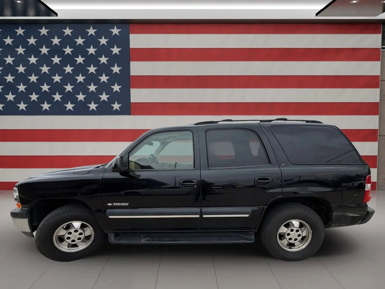 Used 2002 Chevrolet Tahoe LT image 4
