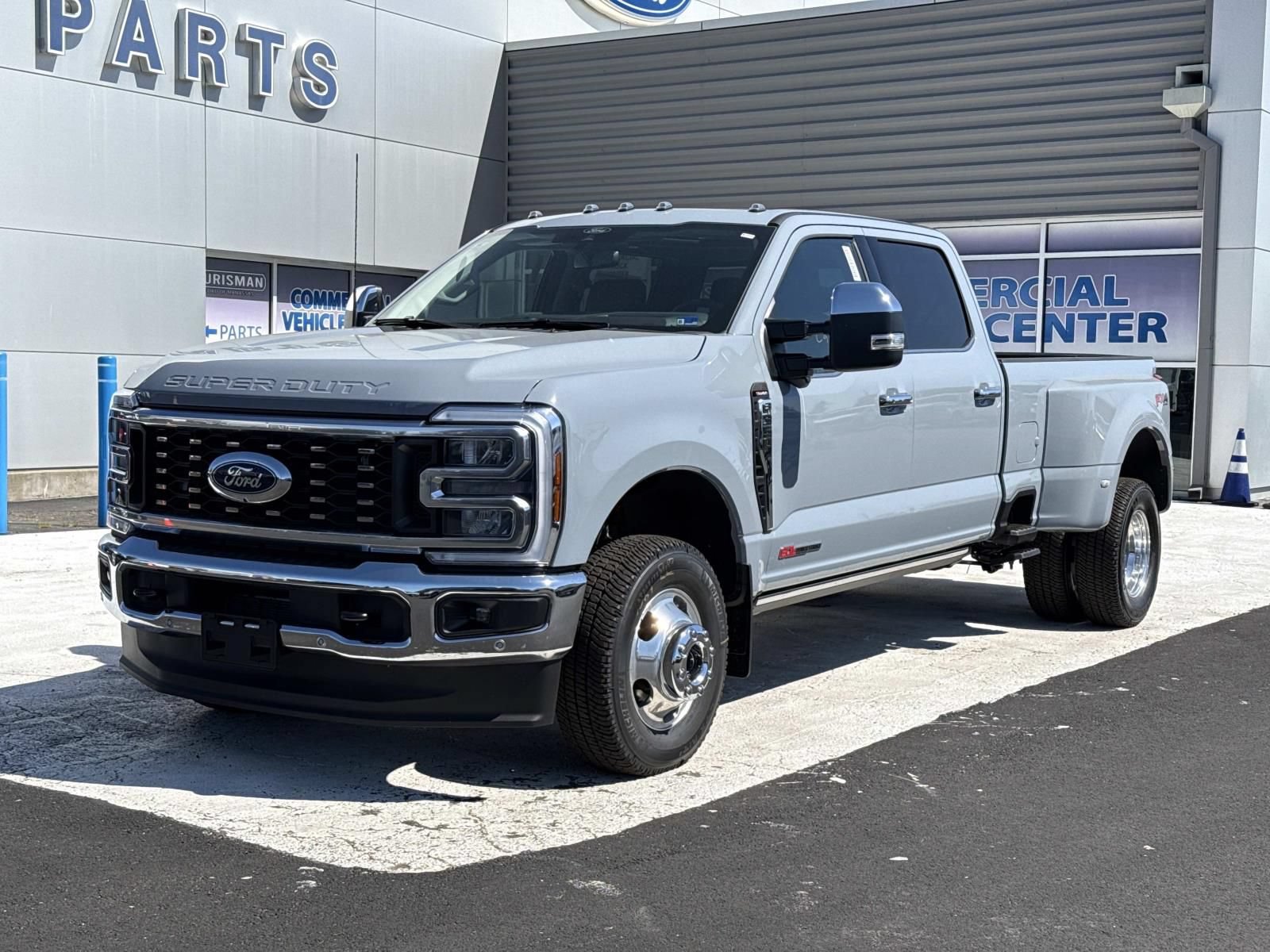 New 2026 Ford F350 Lariat w/ Lariat Ultimate Package AWD/4WD image 7