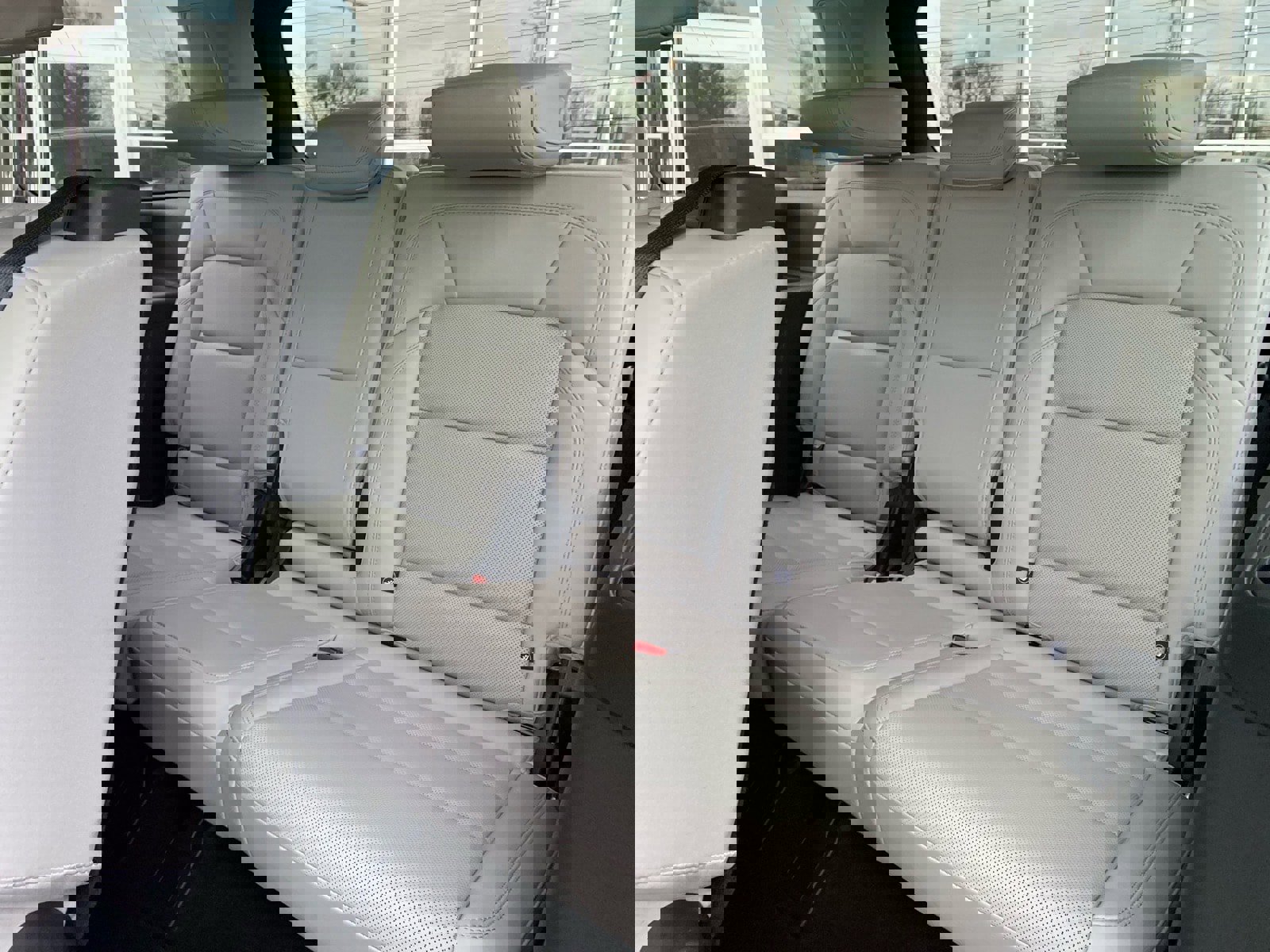 Used 2025 Lincoln Navigator Reserve AWD/4WD image 19