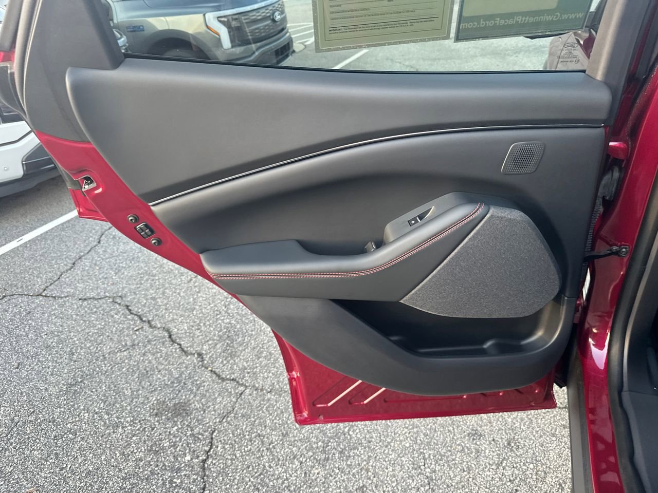 Certified 2025 Ford Mustang Mach-E Premium w/ Sport Appearance Package AWD/4WD image 25