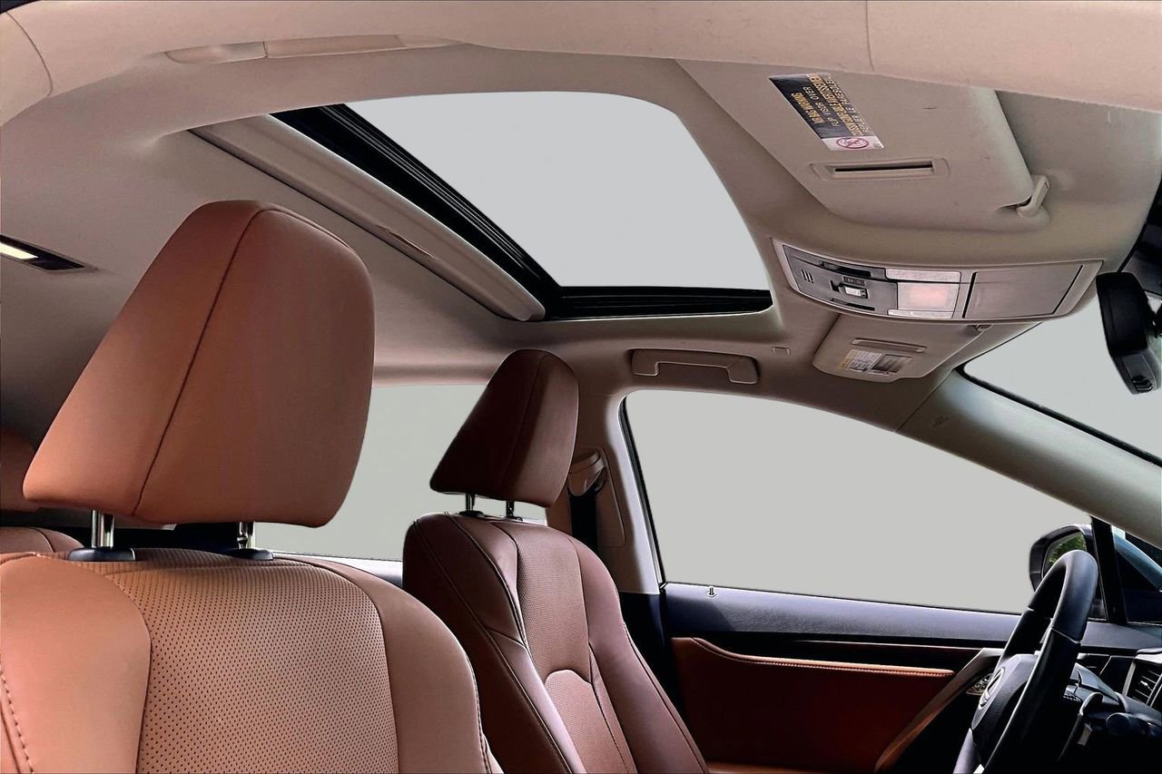 Used 2022 Lexus RX 350 FWD w/ Premium Package image 16