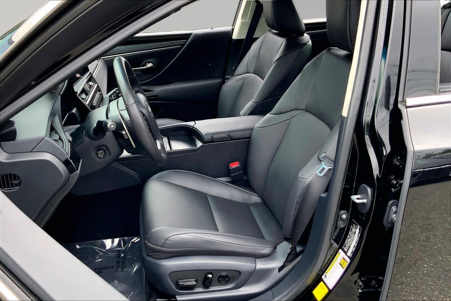 Certified 2024 Lexus ES 350 w/ Premium Package FWD image 8