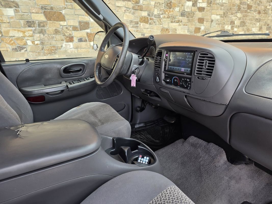 Used 2003 Ford F150 XLT AWD/4WD image 19