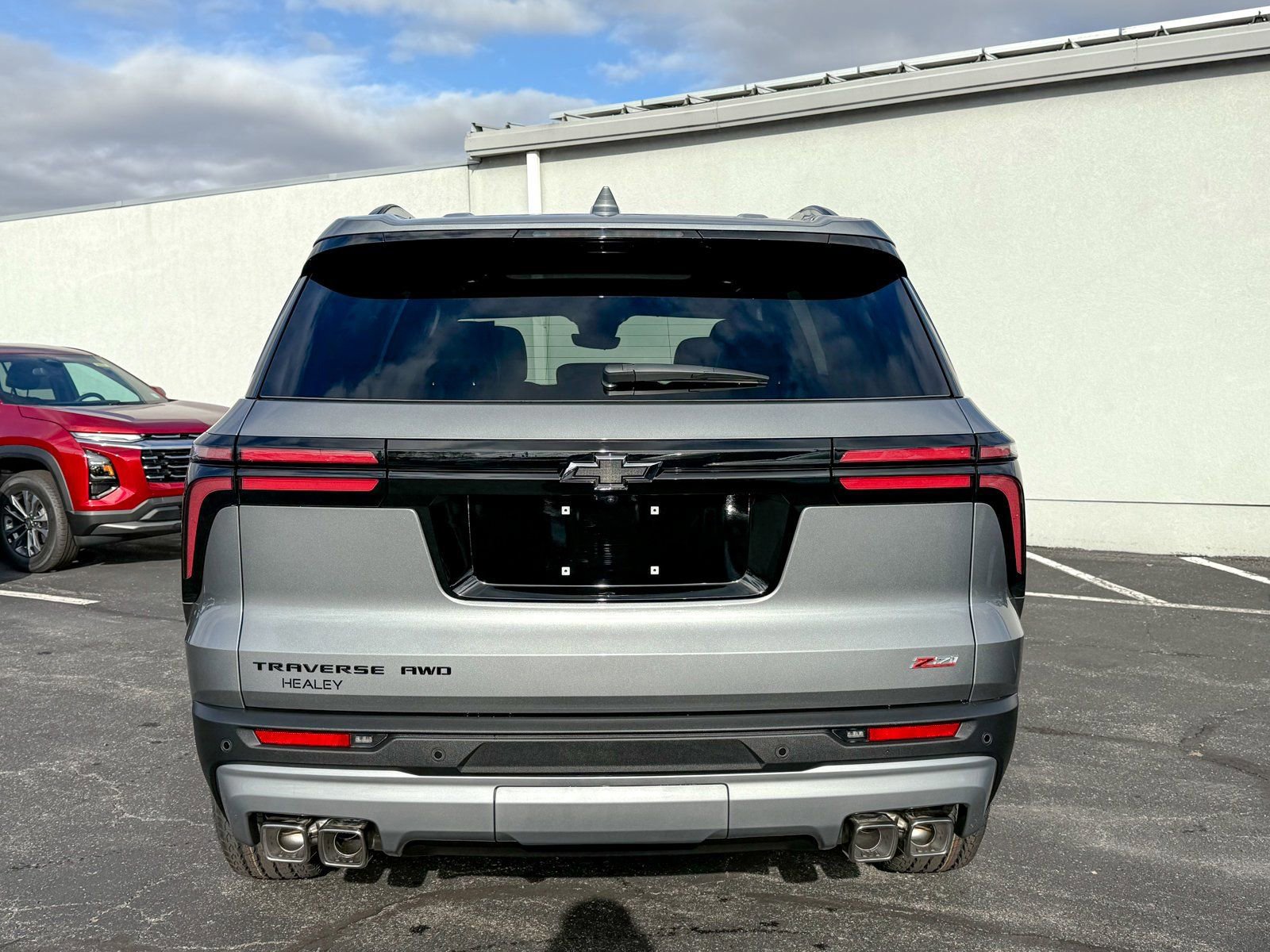 New 2026 Chevrolet Traverse Z71 w/ Enhanced Driving Package AWD/4WD image 6