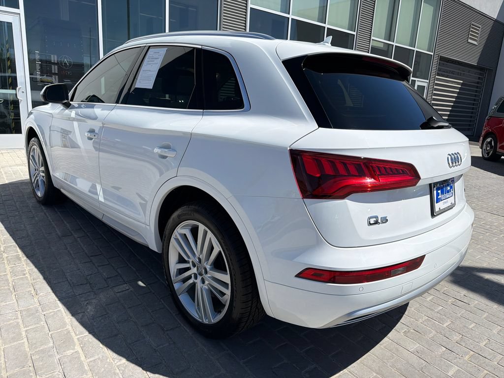 Used 2019 Audi Q5 2.0T Premium Plus w/ Premium Plus Package AWD/4WD image 3