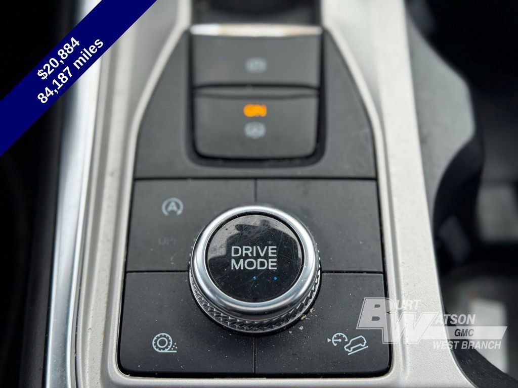 Used 2021 Ford Explorer XLT w/ Equipment Group 202A image 21