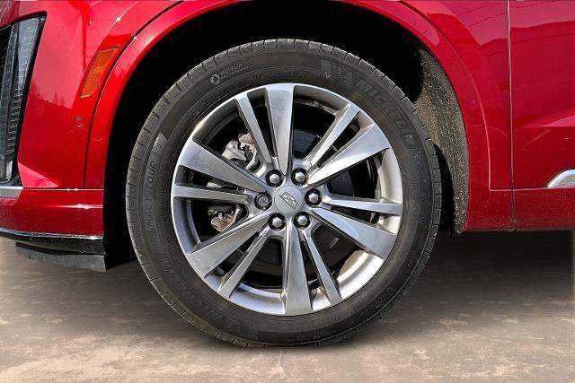 Used 2023 Cadillac XT6 Premium Luxury w/ Technology Package image 34