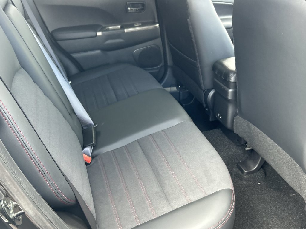 New 2027 Mitsubishi Outlander Sport SE FWD image 20