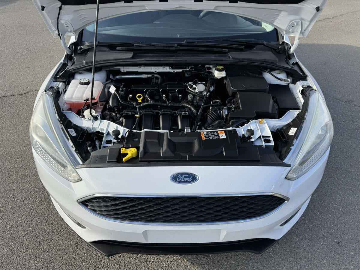 Used 2017 Ford Focus SE image 38