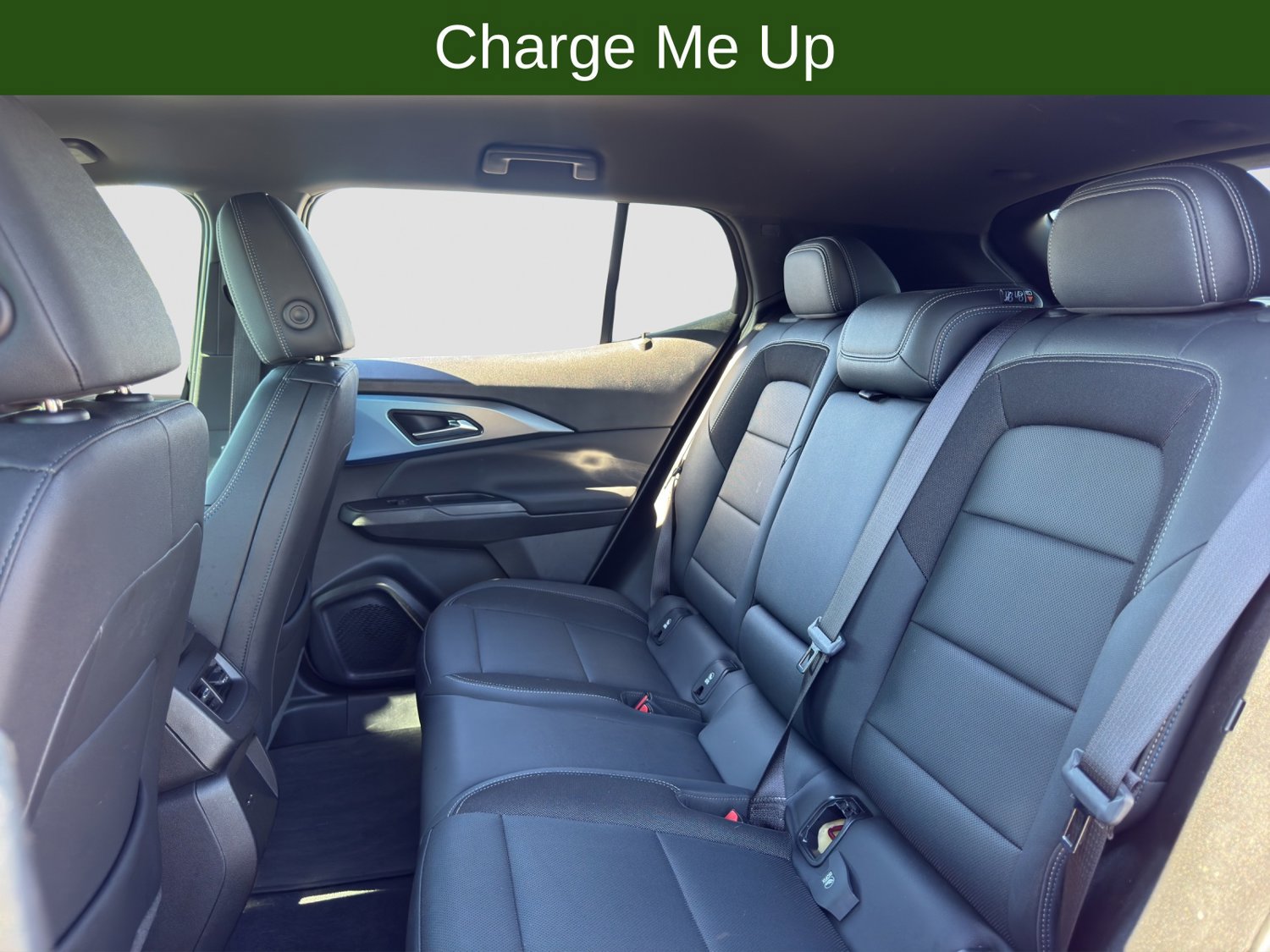 Certified 2024 Chevrolet Equinox EV LT FWD image 13