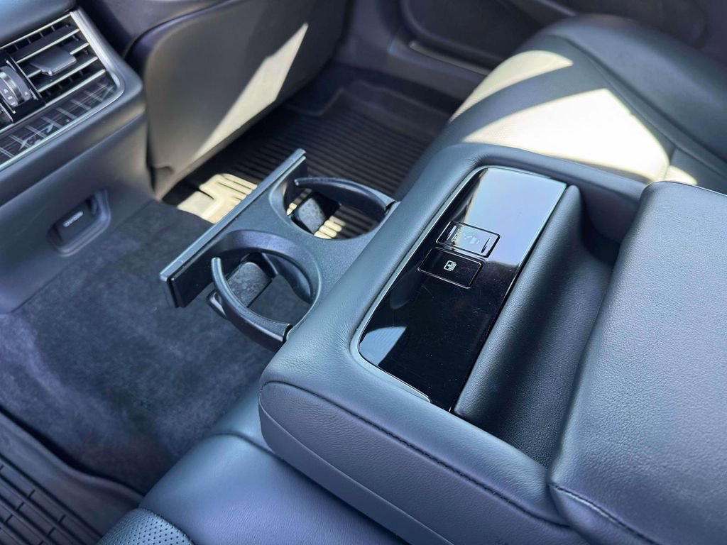 Used 2018 Lexus LS 500h AWD image 15