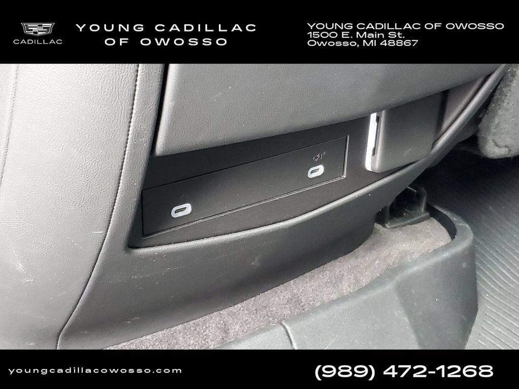 Certified 2022 Cadillac Escalade Premium Luxury w/ LPO, Illumination Package AWD/4WD image 31