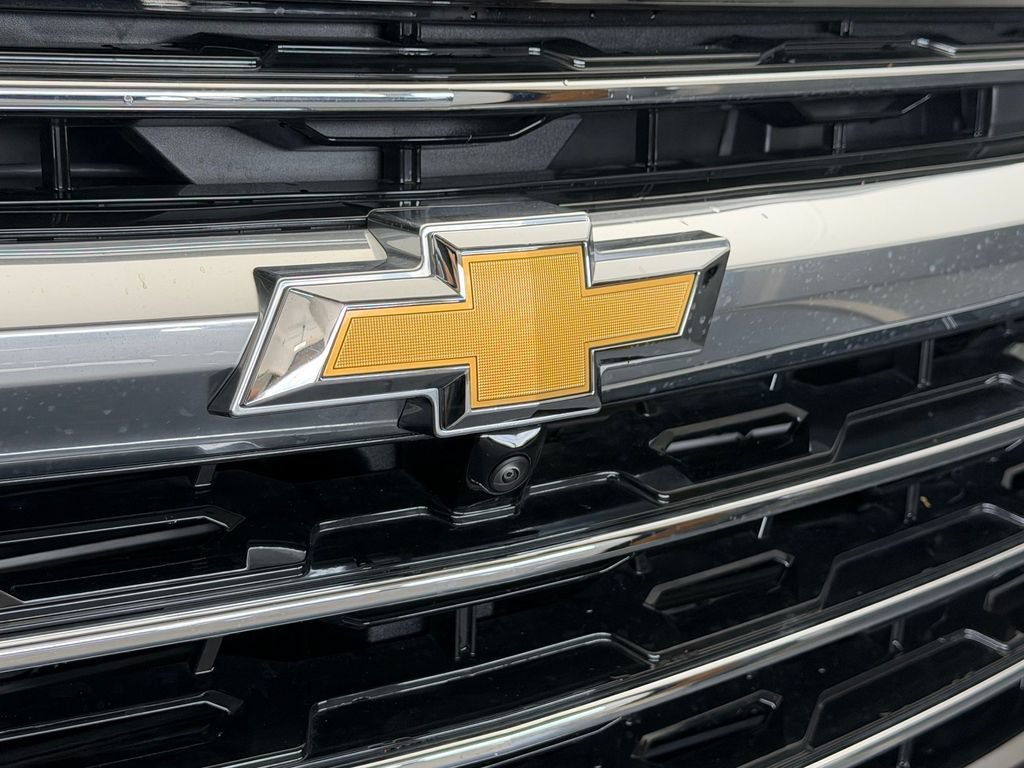 Used 2025 Chevrolet Traverse High Country FWD image 10