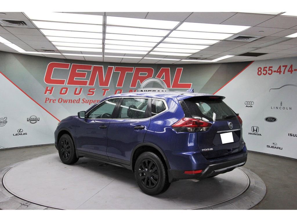 Used 2020 Nissan Rogue S image 5