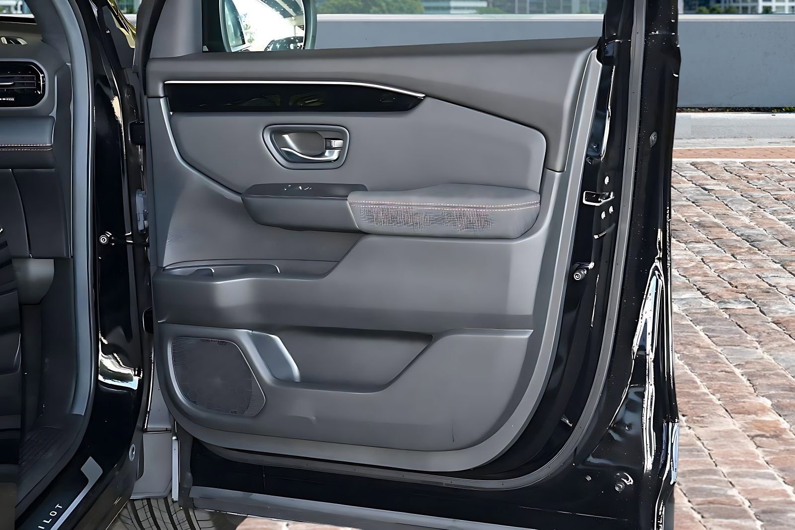 New 2026 Honda Pilot Sport image 12