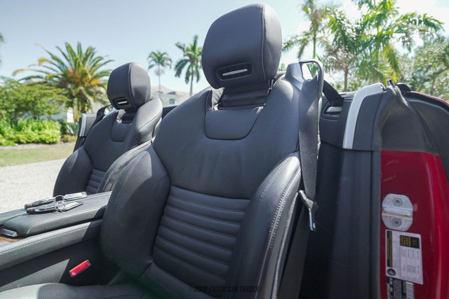 Used 2013 Mercedes-Benz SL 550 image 33