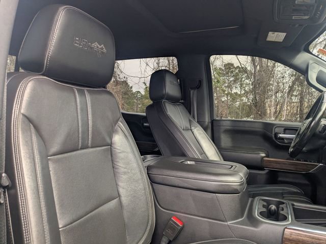 Used 2021 Chevrolet Silverado 1500 High Country w/ Technology Package image 36