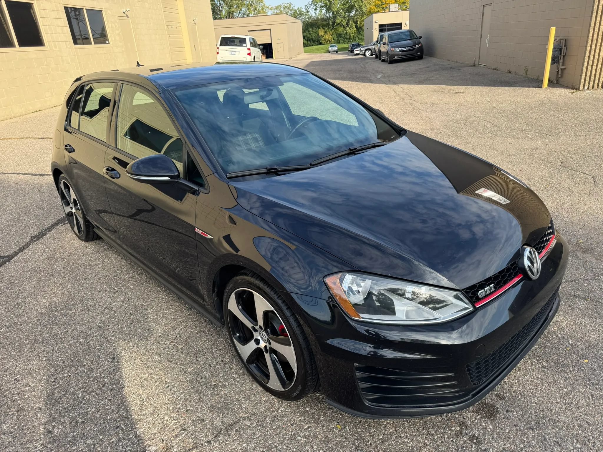 Used 2016 Volkswagen GTI S FWD image 13