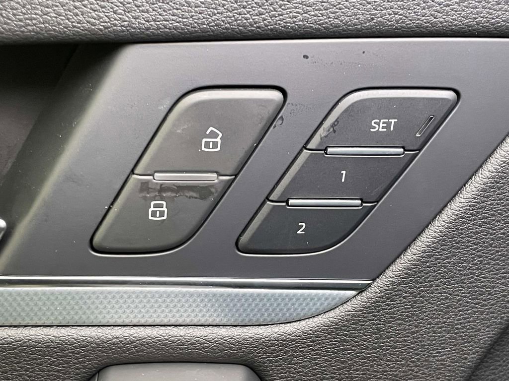 Certified 2025 Audi Q5 2.0T Premium Plus w/ Premium Plus Package image 35