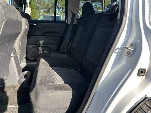 Used 2015 Jeep Patriot Sport image 11