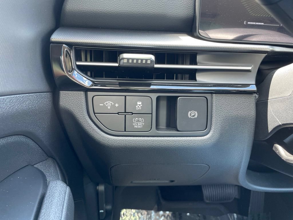 New 2026 Kia Sportage S AWD/4WD image 24