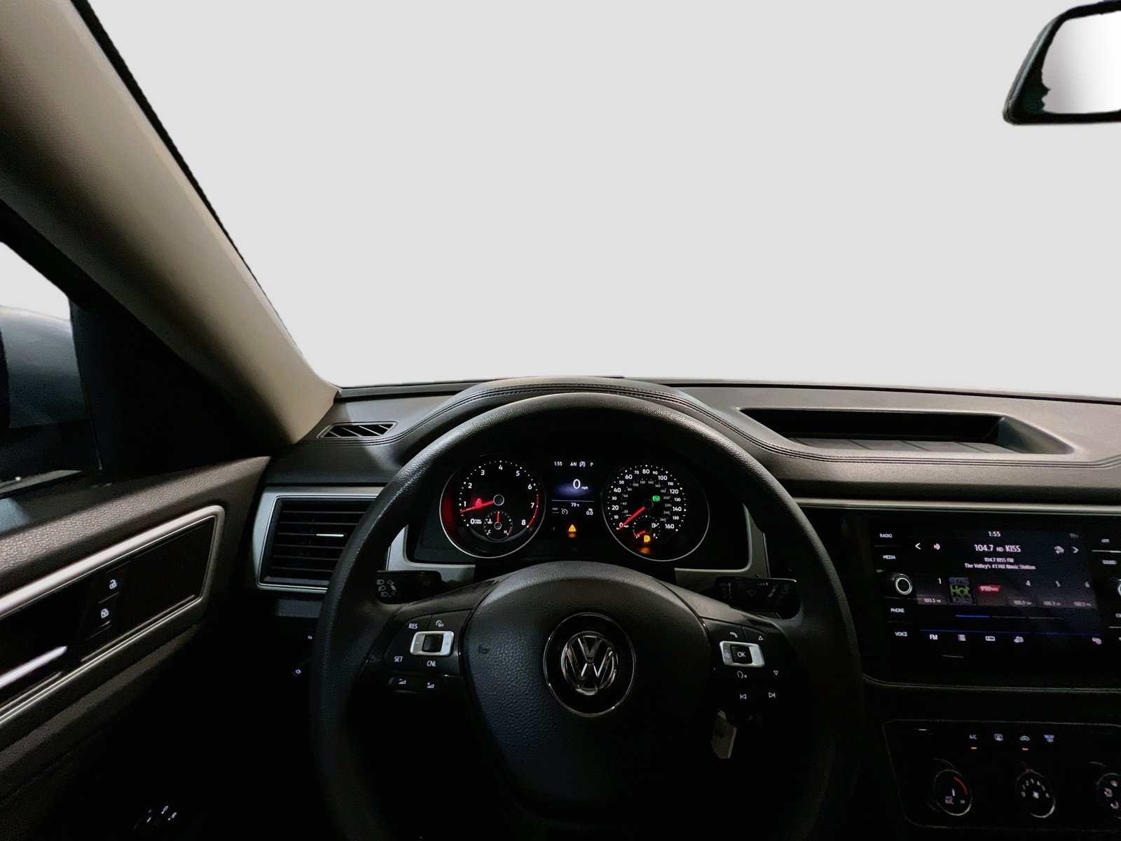 Used 2018 Volkswagen Atlas Launch Edition FWD image 7