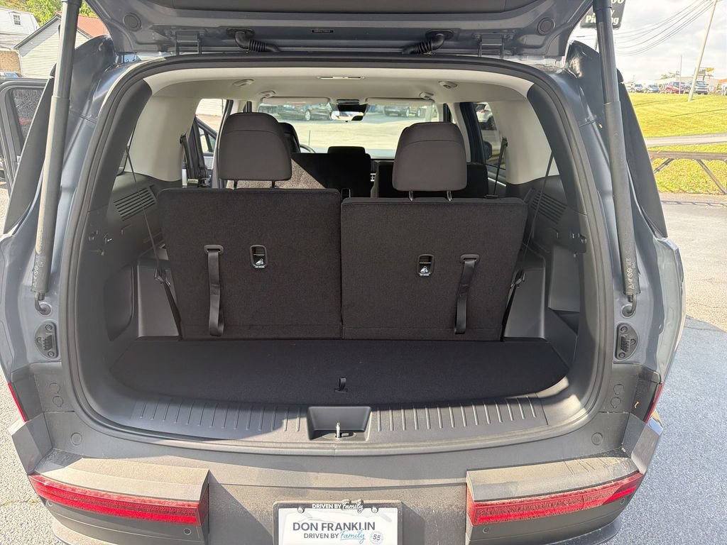 New 2026 Hyundai Santa Fe SE AWD/4WD image 17