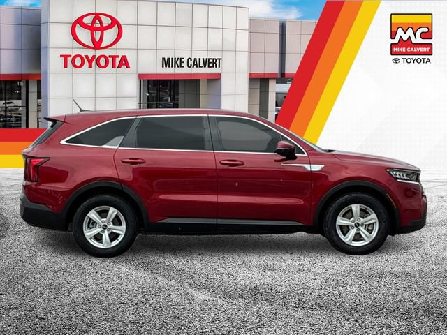 Used 2023 Kia Sorento LX FWD image 6
