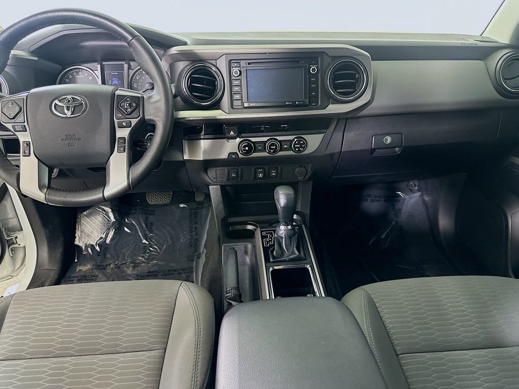 Used 2018 Toyota Tacoma SR5 image 18