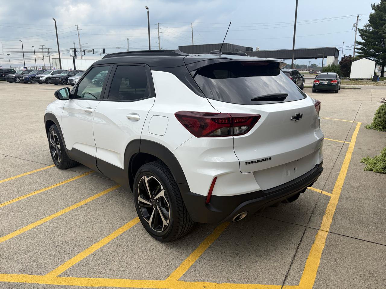 Used 2022 Chevrolet TrailBlazer RS FWD image 5