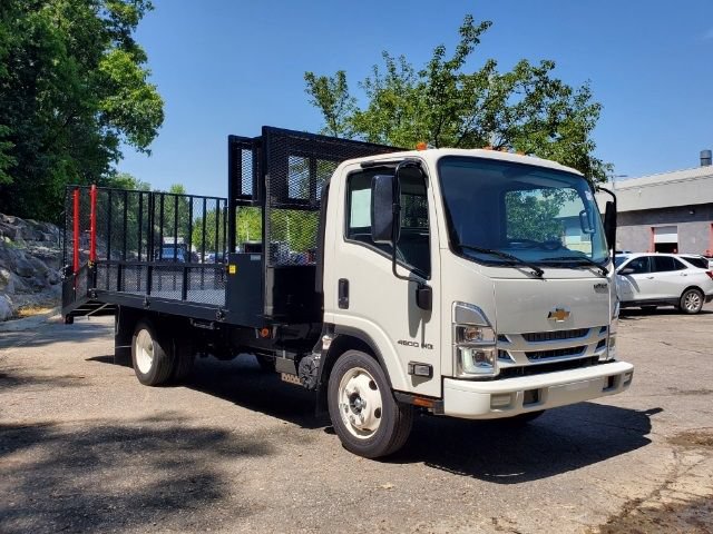 New 2024 Chevrolet Low Cab Forward RWD image 2