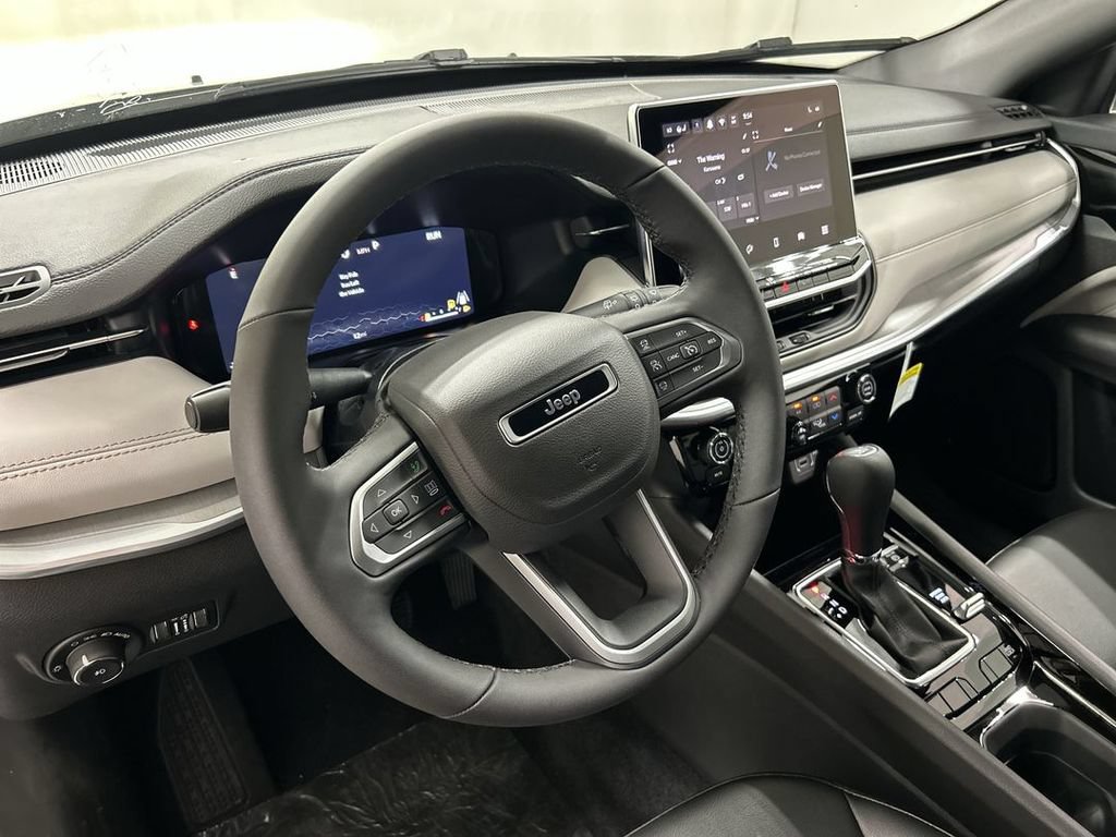 New 2026 Jeep Compass Limited AWD/4WD image 10