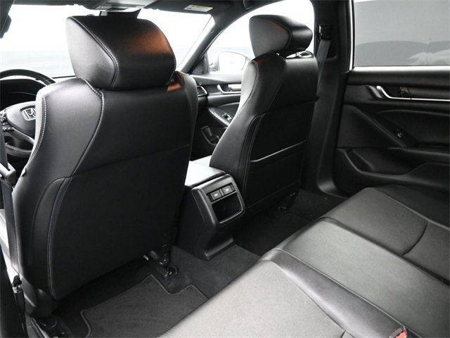 Used 2022 Honda Accord Sport image 2