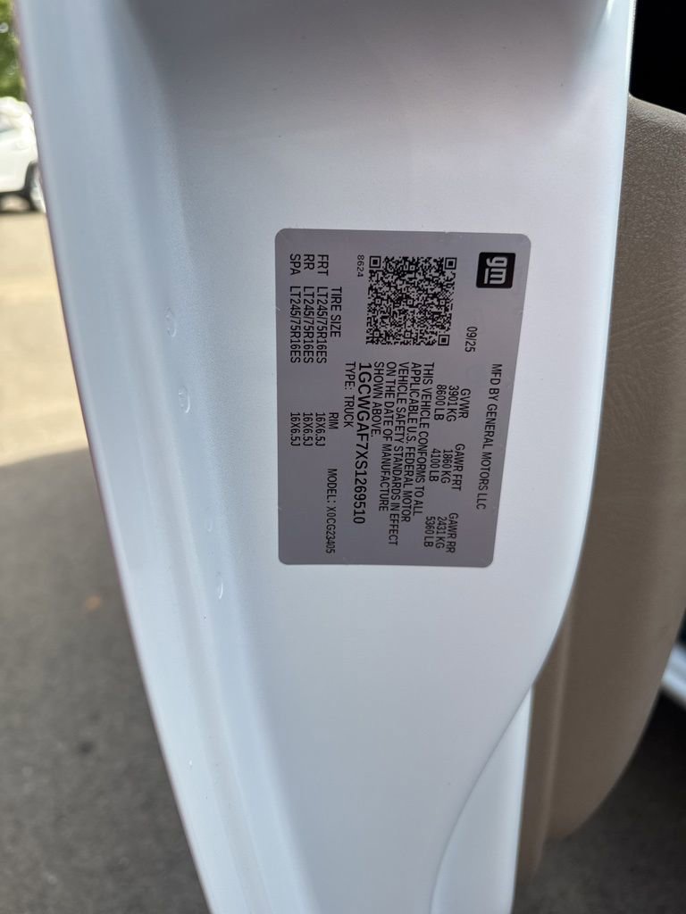 New 2025 Chevrolet Express 2500 w/ Driver Convenience Package image 27